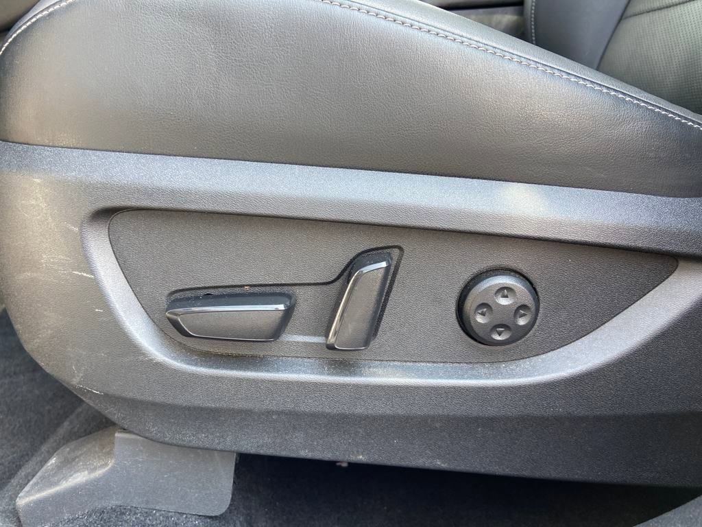 Used 2022 INFINITI QX50 Luxe AWD/4WD image 11
