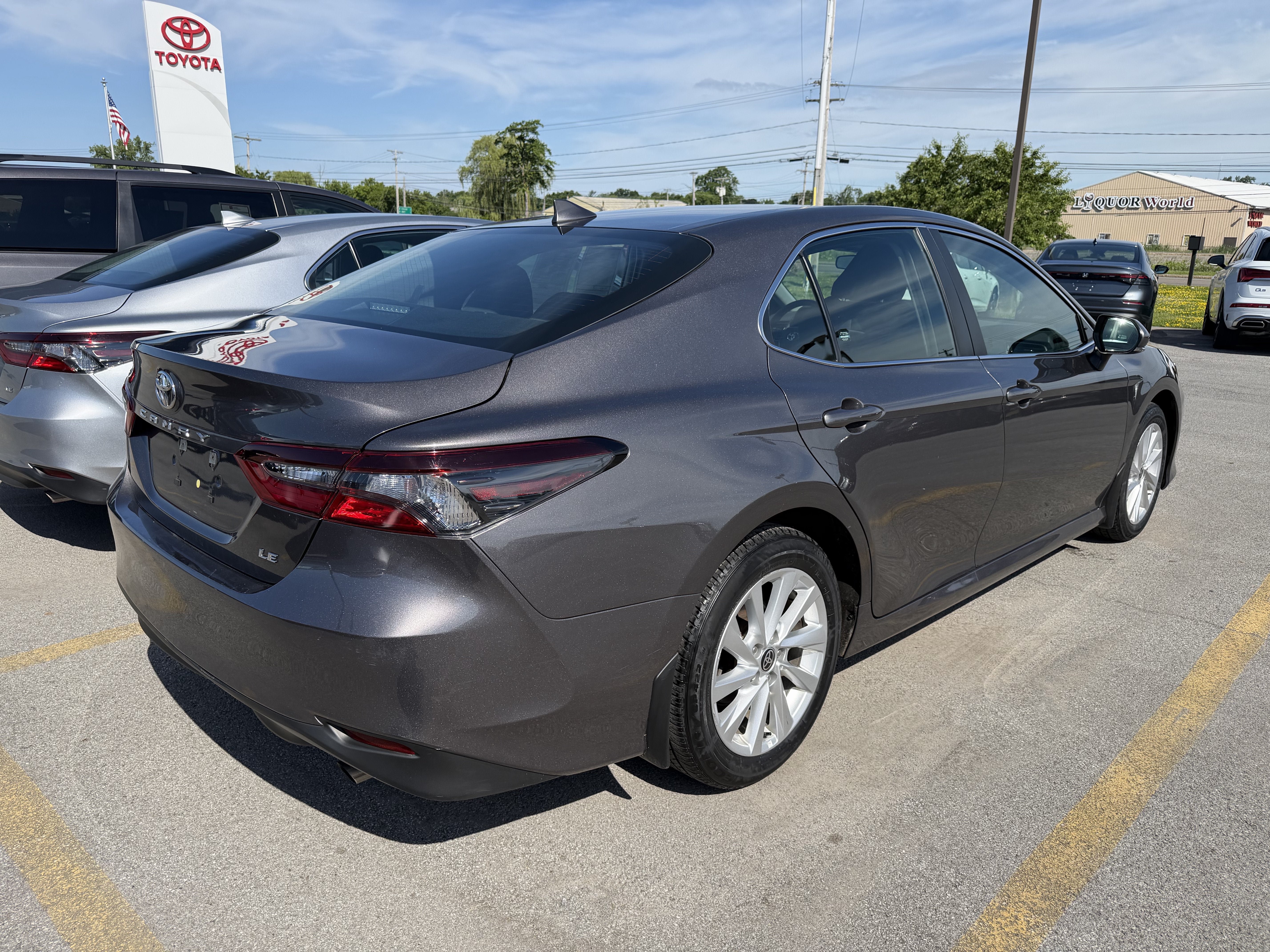Used 2023 Toyota Camry LE w/ Cold Weather Package FWD image 7