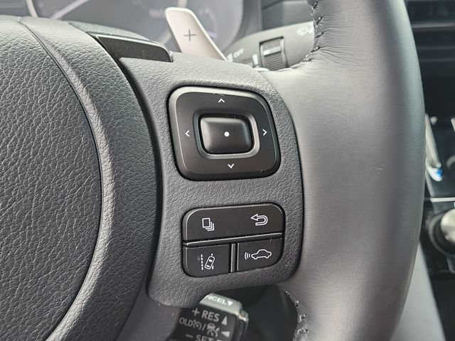 Used 2023 Lexus IS 300 w/ Comfort Package RWD image 30