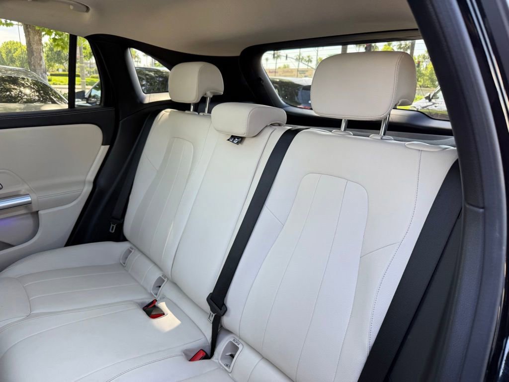 Certified 2021 Mercedes-Benz GLA 250 4MATIC image 14