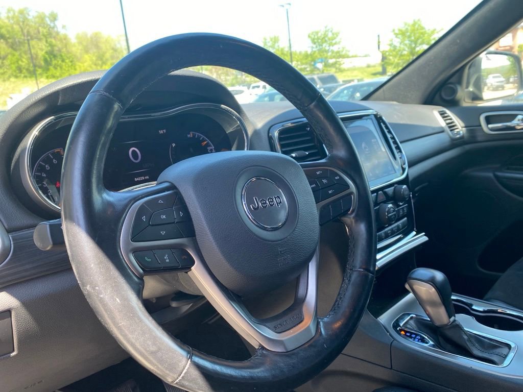 Used 2020 Jeep Grand Cherokee Altitude AWD/4WD image 8