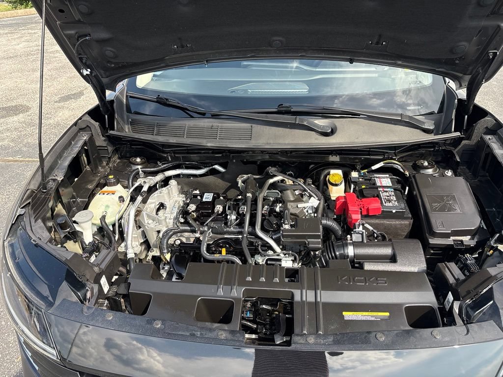 Used 2025 Nissan Kicks S FWD image 27