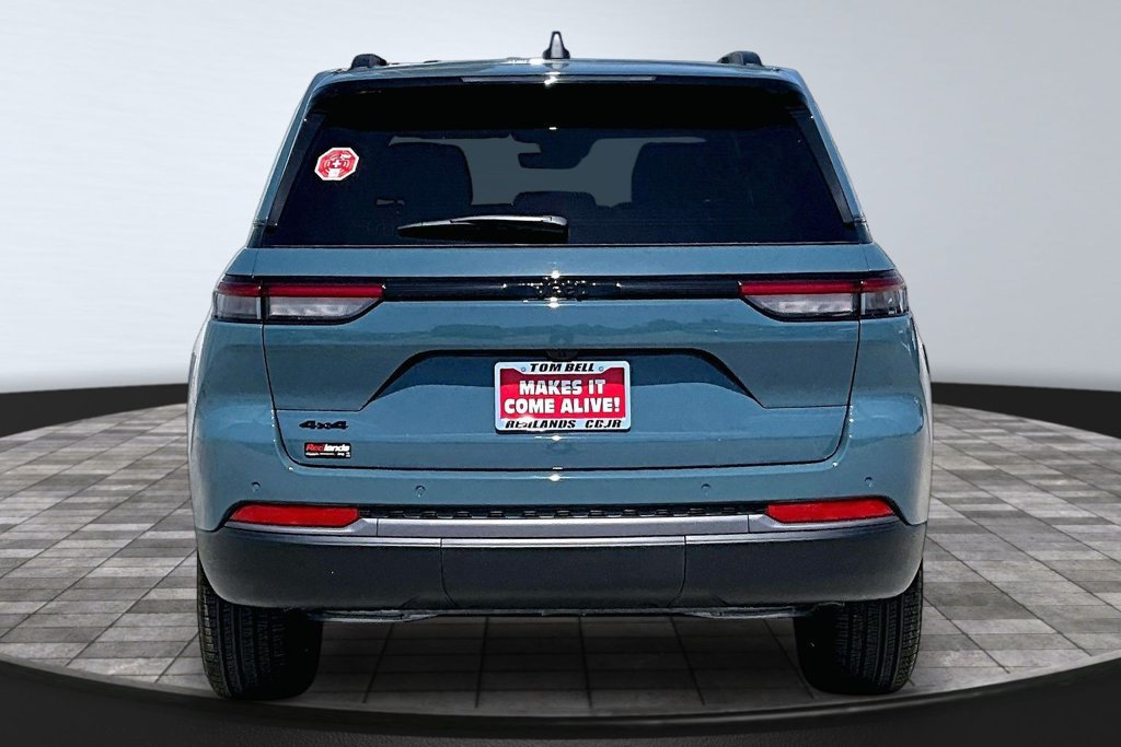 New 2026 Jeep Grand Cherokee Limited w/ Limited Altitude Package AWD/4WD image 23