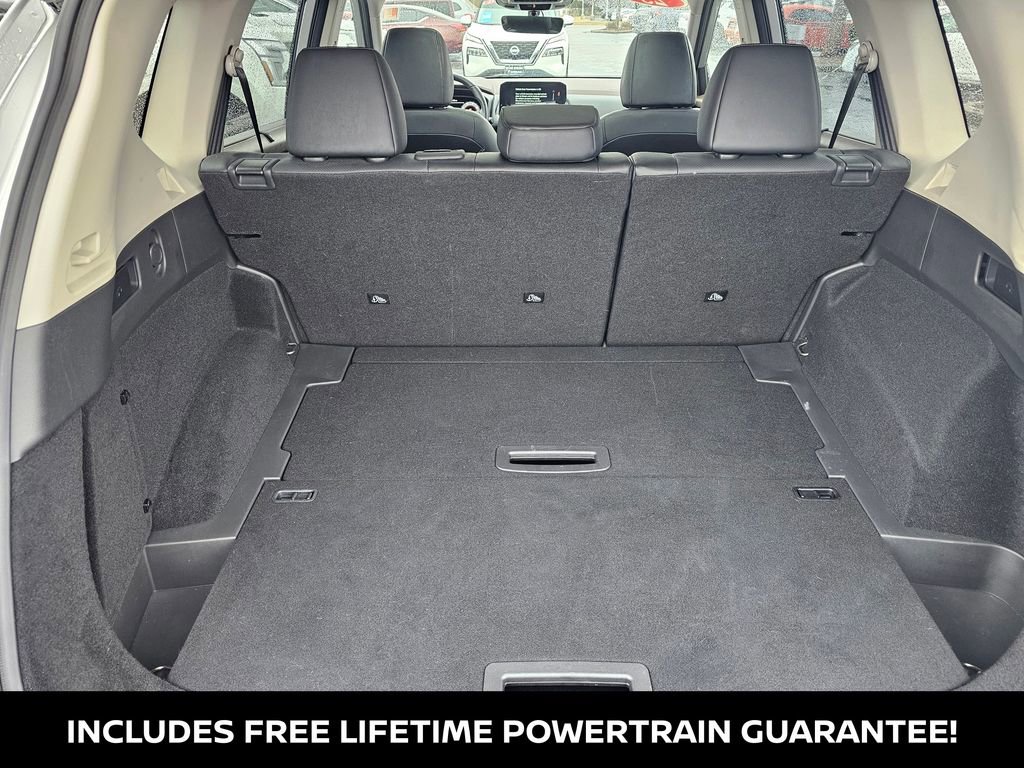 Used 2023 Nissan Rogue Platinum w/ Platinum Premium Package image 11