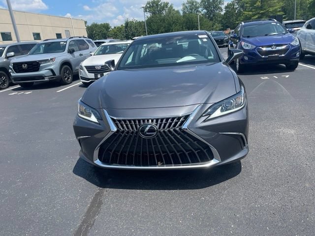 Used 2023 Lexus ES 350 w/ Premium Package FWD image 2