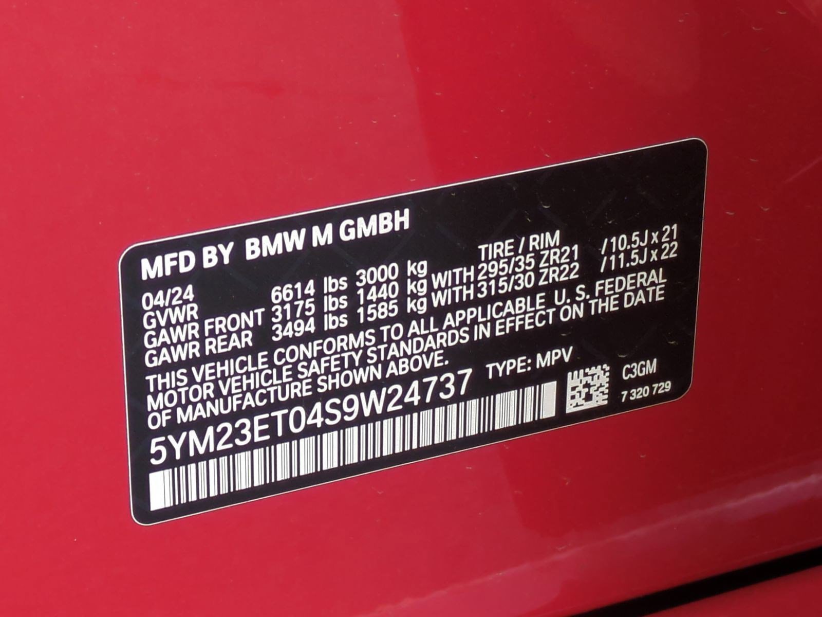 Used 2025 BMW X6 M Competition w/ Executive Package image 36