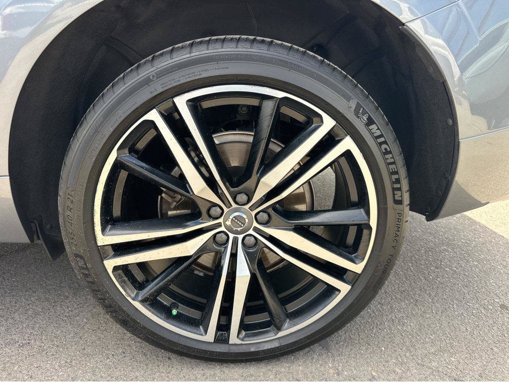 Used 2019 Volvo XC60 T8 R-Design w/ Advanced Package AWD/4WD image 14
