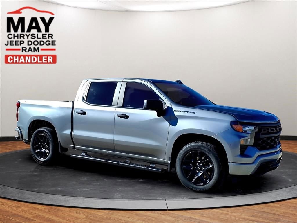 Used 2023 Chevrolet Silverado 1500 Custom image 16