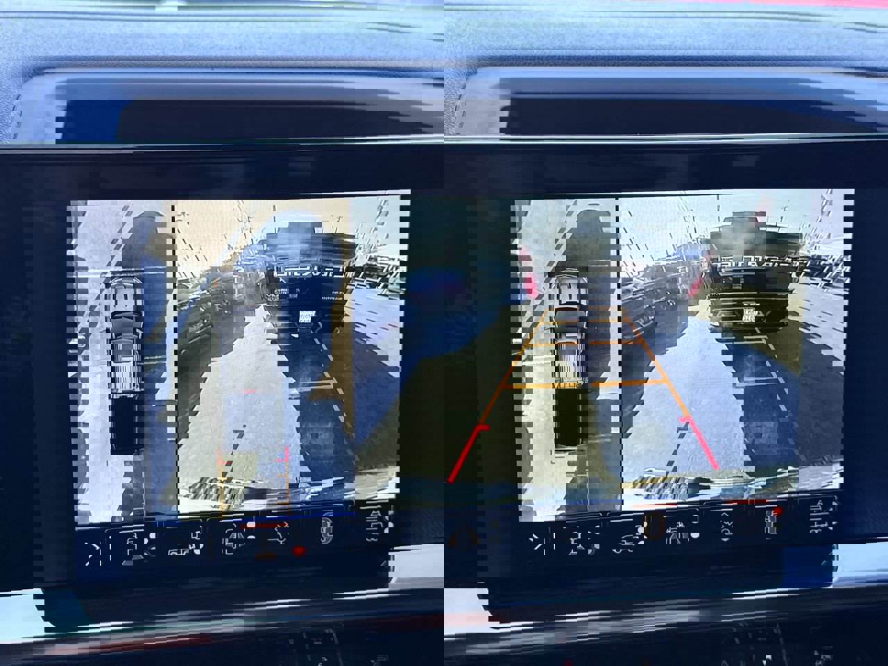 Used 2024 Chevrolet Silverado 1500 LTZ w/ LTZ Premium Package image 14