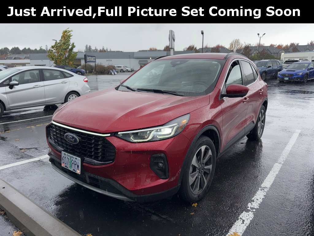 Used 2024 Ford Escape Platinum w/ Premium Technology Package