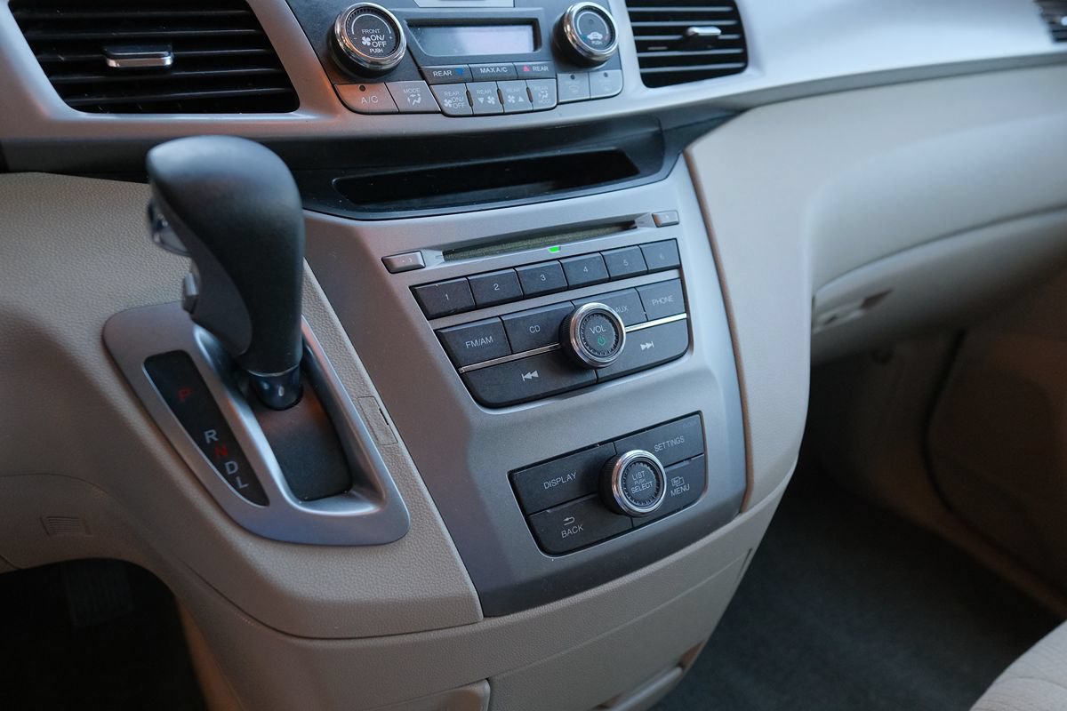 Used 2016 Honda Odyssey LX image 21