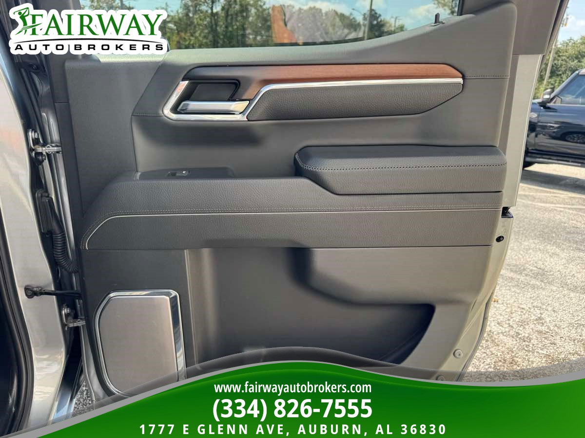 Used 2024 GMC Sierra 1500 Denali AWD/4WD image 31