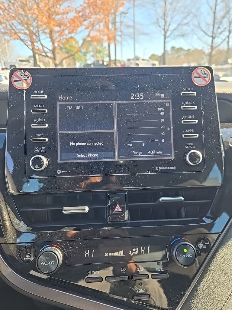 Used 2024 Toyota Camry LE image 4