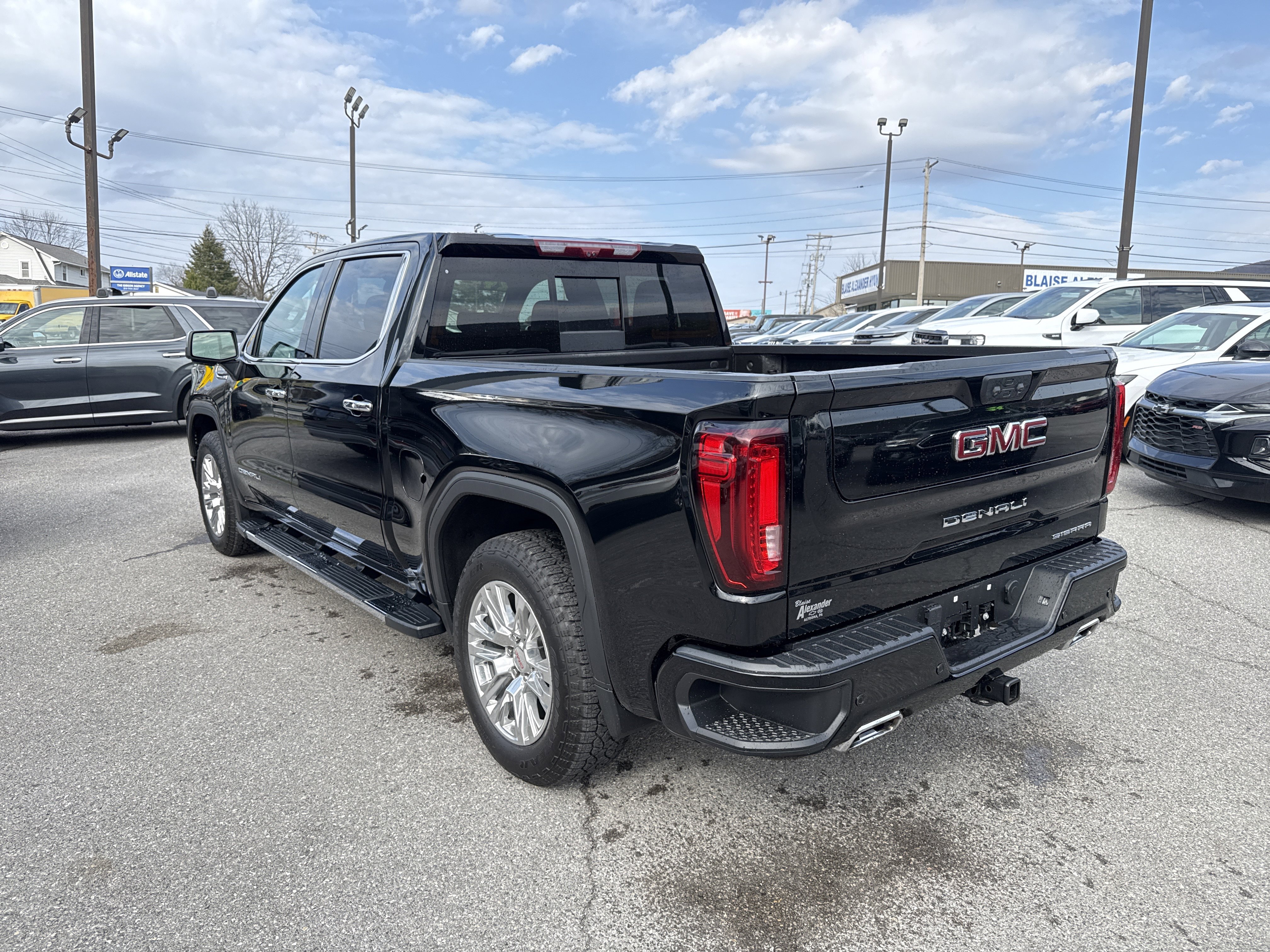 Used 2024 GMC Sierra 1500 Denali w/ Technology Package image 6