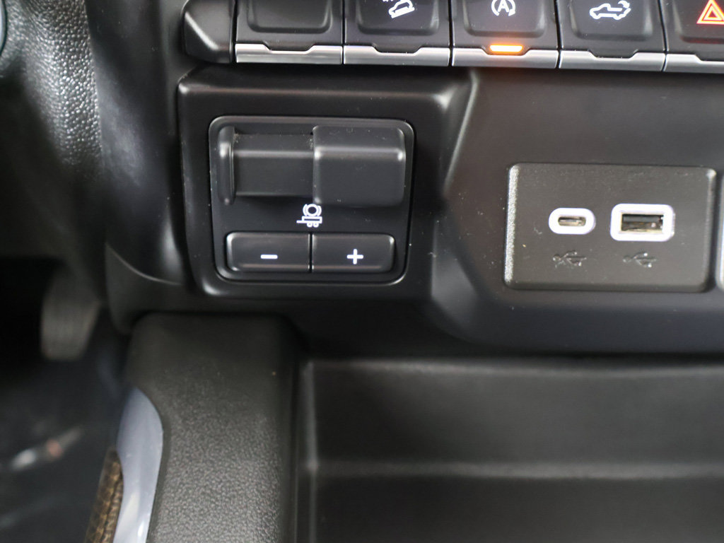 Used 2020 Chevrolet Silverado 1500 RST AWD/4WD image 49