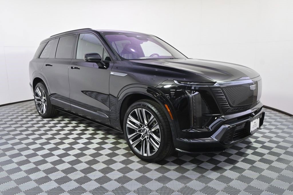 Certified 2026 Cadillac Vistiq Platinum w/ LPO, Floor Liner Package AWD/4WD image 9