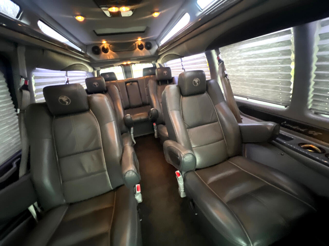 Used 2017 Chevrolet Express 2500 Extended image 39