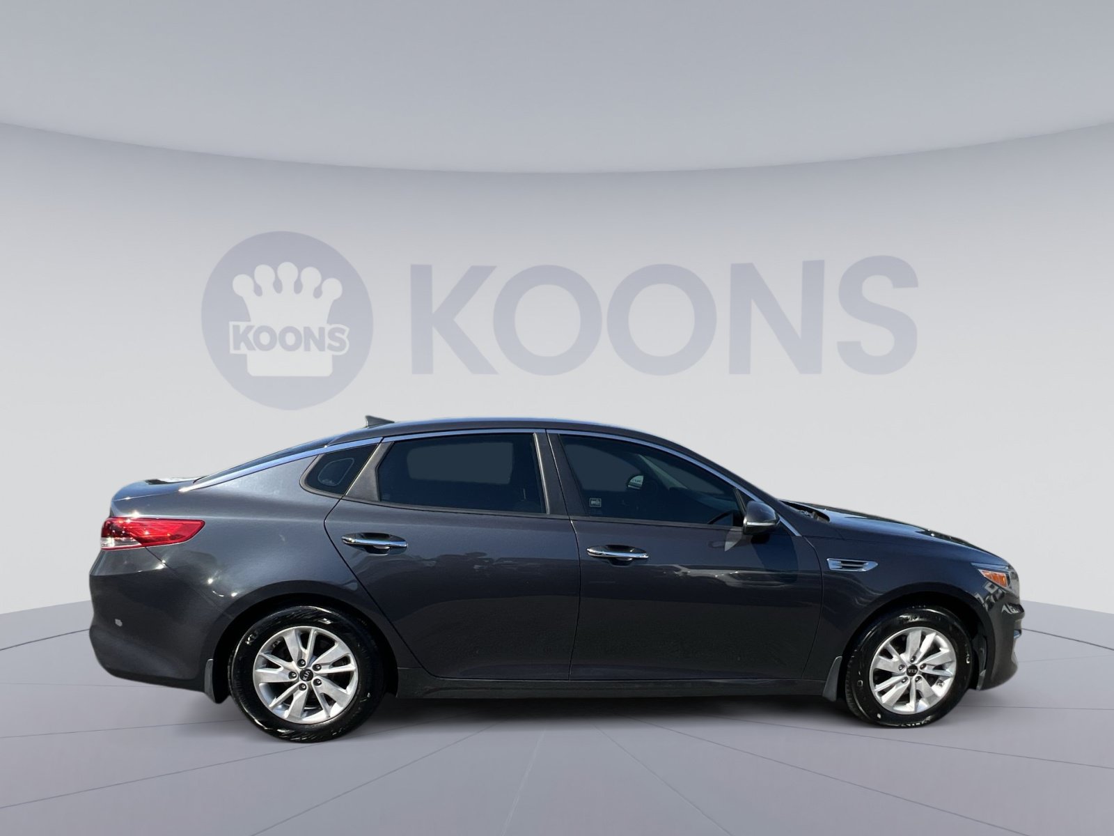 Used 2018 Kia Optima LX FWD image 17