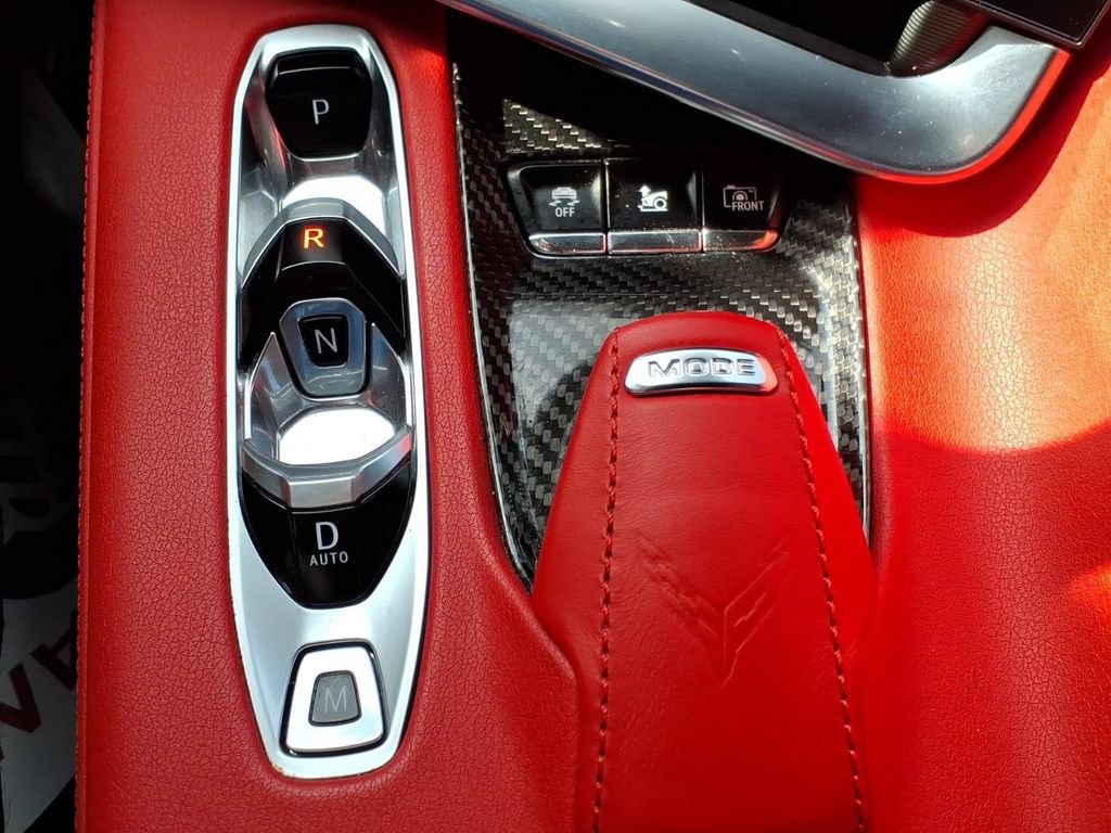 Used 2022 Chevrolet Corvette Stingray Preferred Cpe w/ Z51 Performance Package RWD image 19