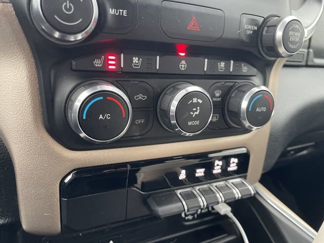 Used 2019 RAM 1500 Laramie w/ Sport Appearance Package image 10