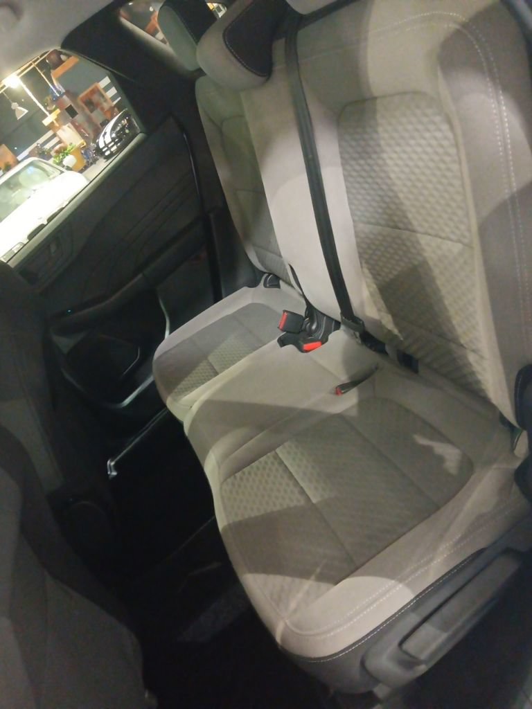 Used 2022 Ford Escape SE AWD/4WD image 6