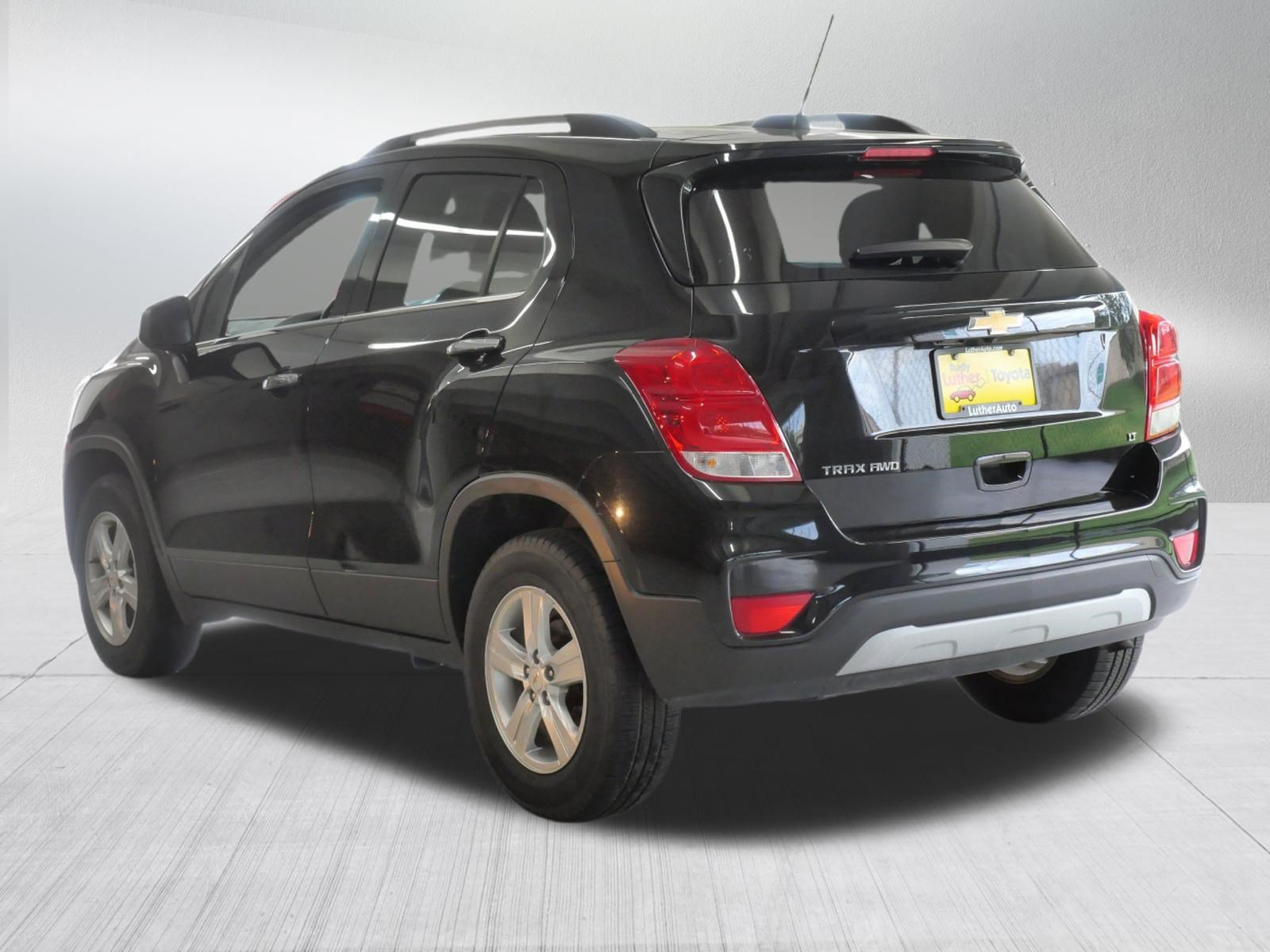 Used 2020 Chevrolet Trax LT w/ LT Convenience Package AWD/4WD image 5