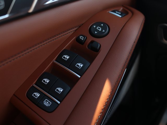 New 2026 BMW X7 M60i image 18