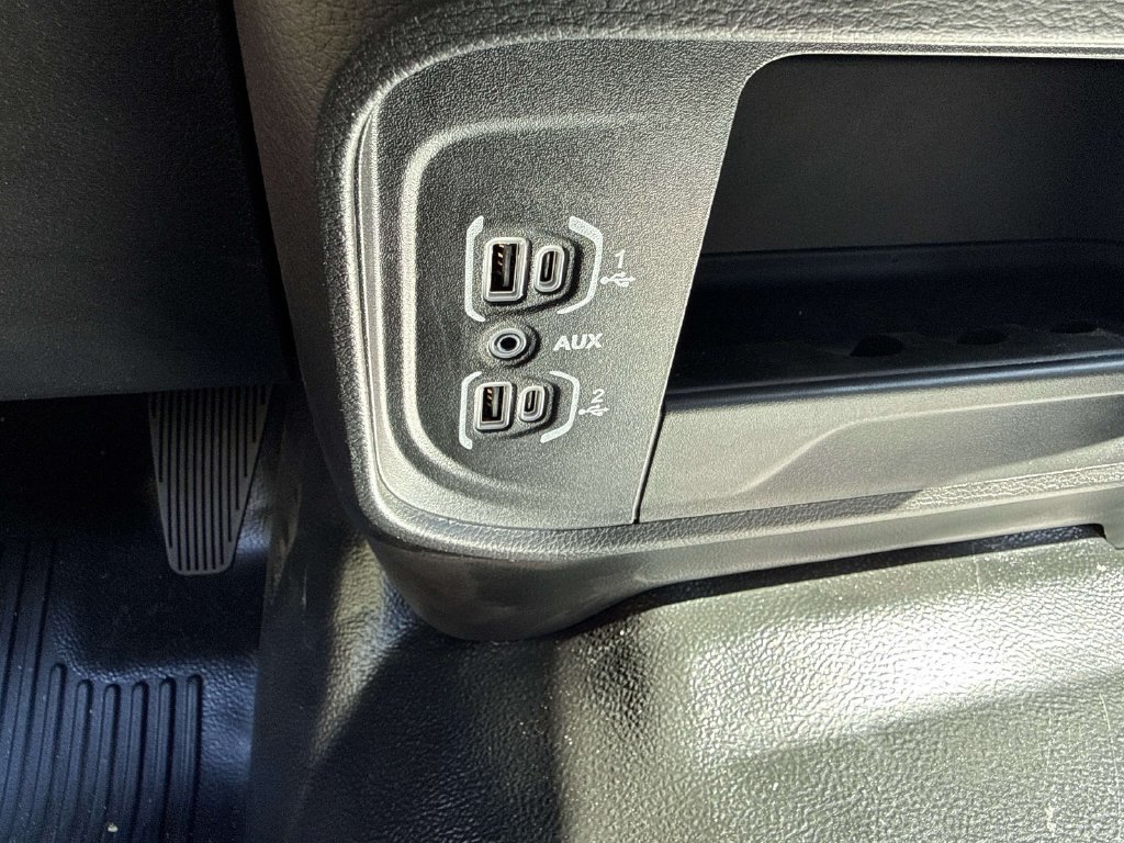 New 2026 RAM 3500 Tradesman AWD/4WD image 23