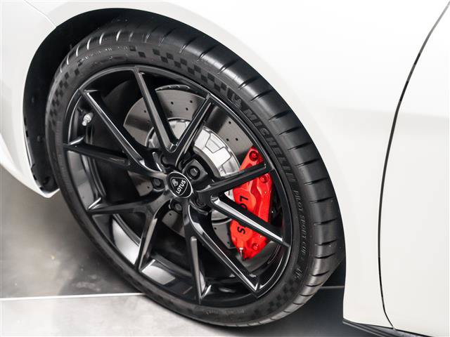 Used 2025 Lotus Emira RWD image 11