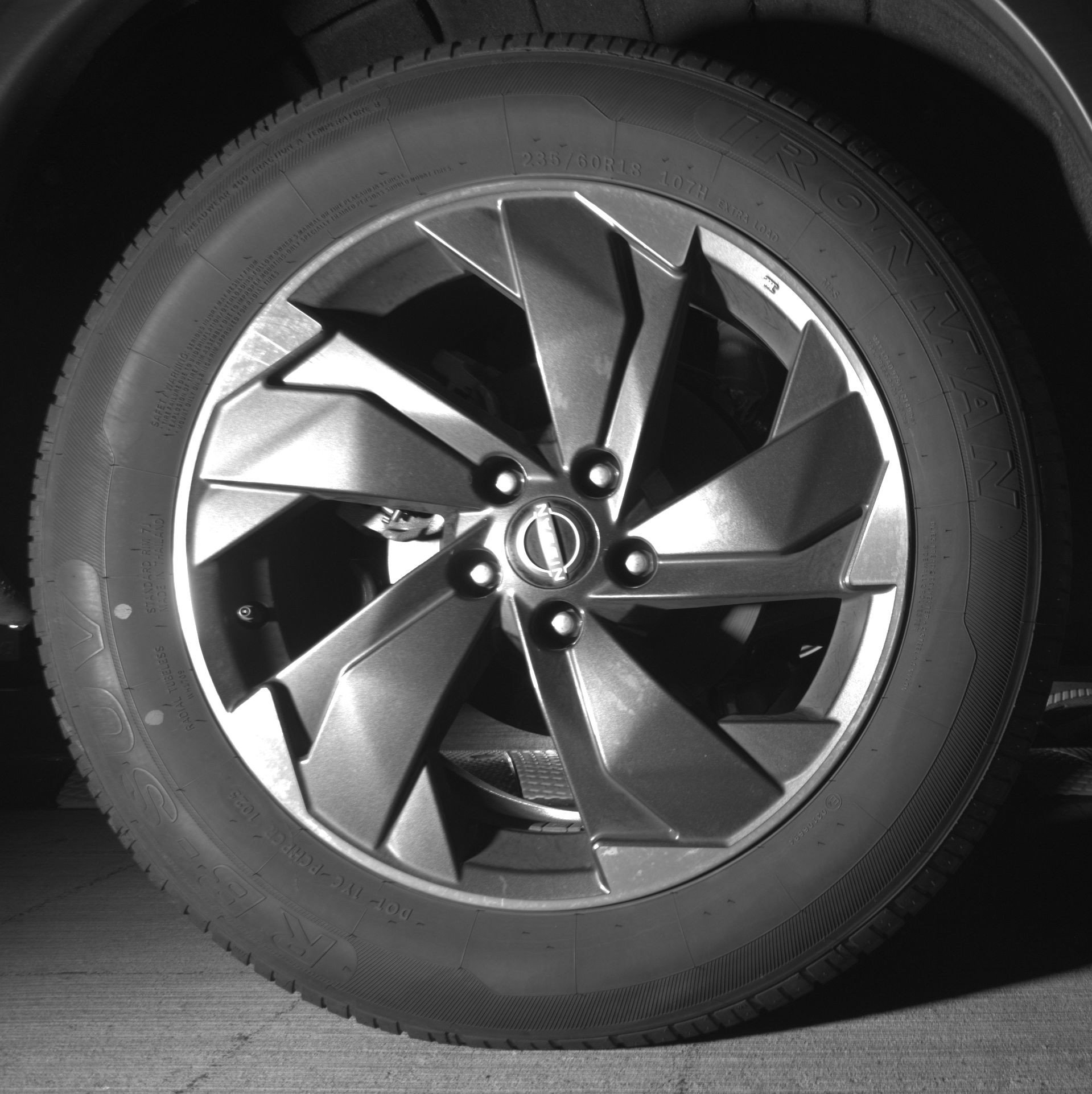 Used 2025 Nissan Rogue SV image 15