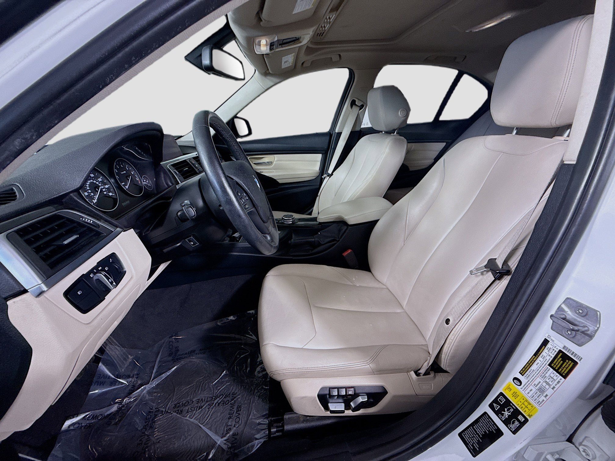 Used 2016 BMW 320i xDrive Sedan image 22