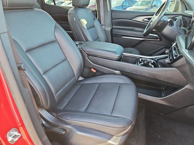 Used 2025 Chevrolet Traverse LT w/ Sun and Wheel Package FWD image 21