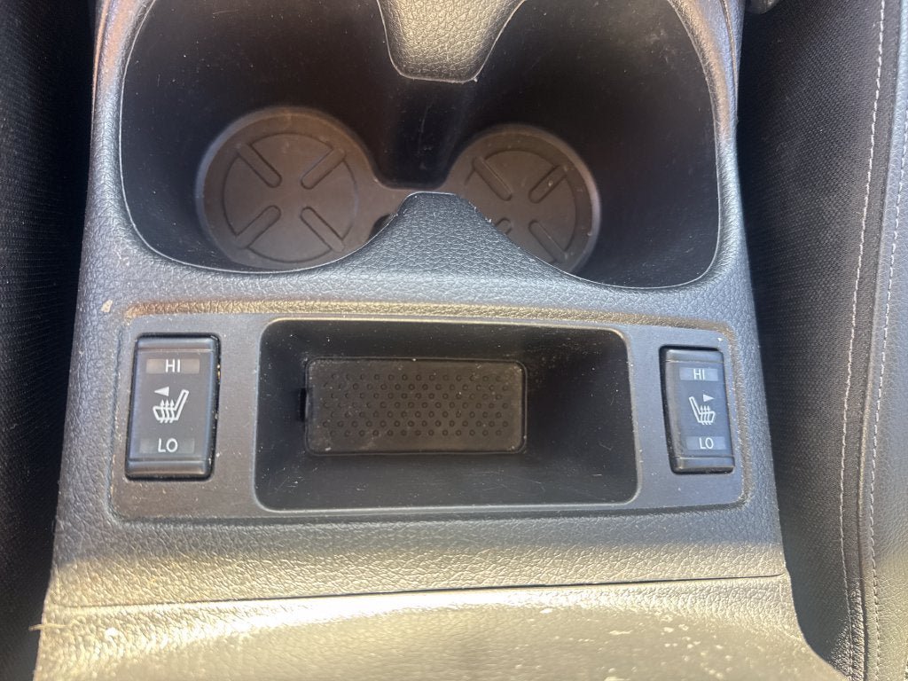 Used 2022 Nissan Rogue Sport SV w/ Technology Package FWD image 23