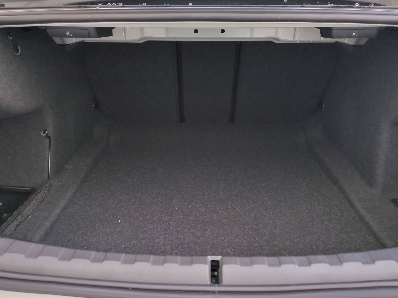 Certified 2023 BMW 330i Sedan w/ M Sport Package image 30