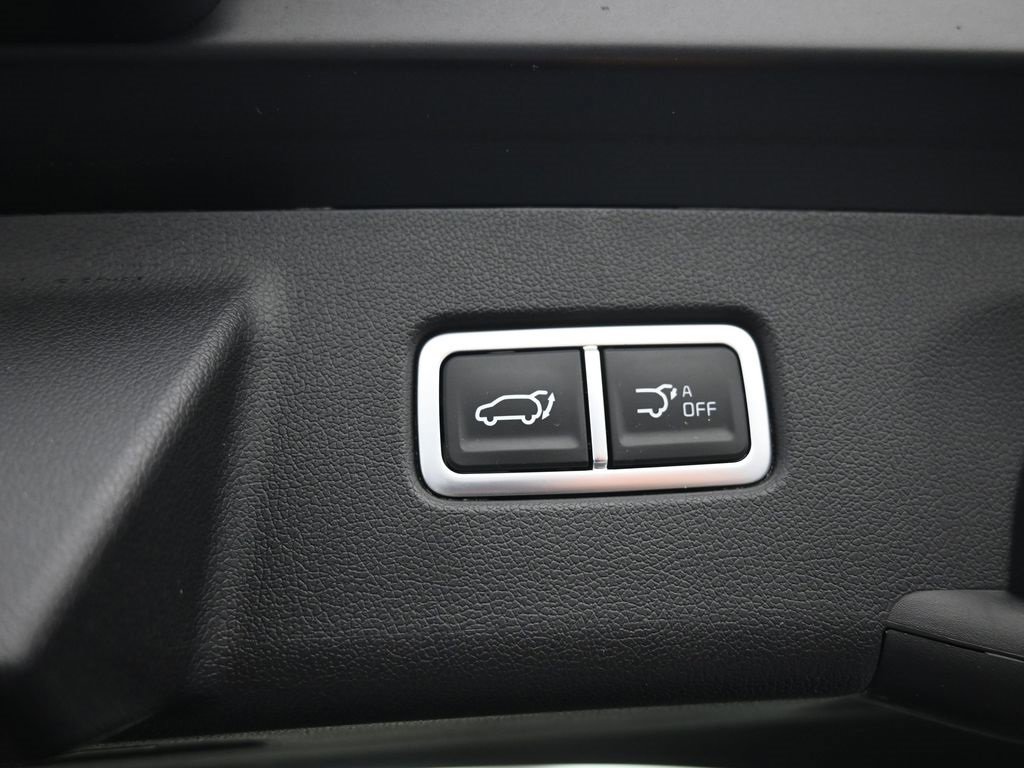 Certified 2024 Kia Sorento SX image 24