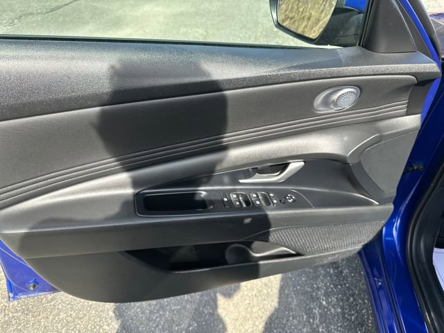 Certified 2023 Hyundai Elantra SEL w/ Convenience Package FWD image 10