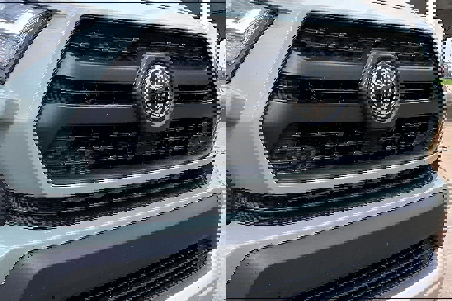 Used 2022 Toyota RAV4 Adventure w/ Convenience Package image 29