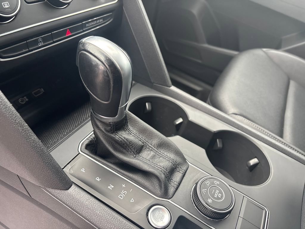 Used 2018 Volkswagen Atlas SE image 31