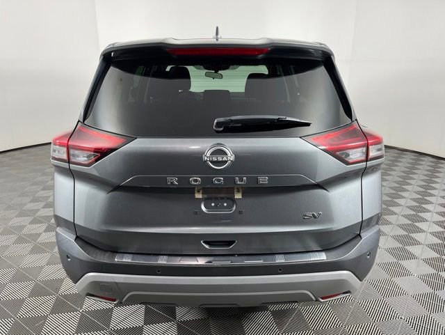 Used 2022 Nissan Rogue SV FWD image 12