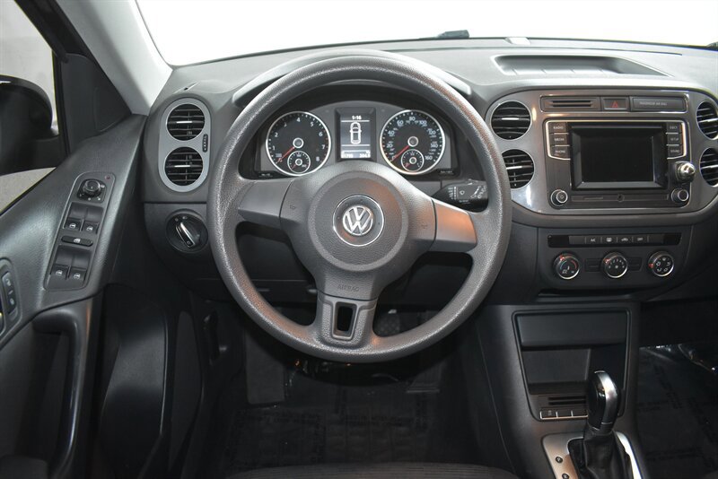 Used 2017 Volkswagen Tiguan Limited FWD image 10