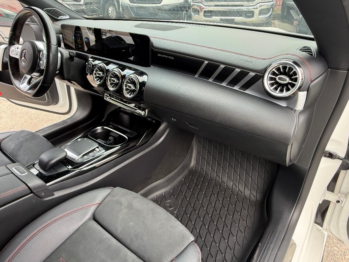 Used 2021 Mercedes-Benz CLA 35 AMG 4MATIC image 14