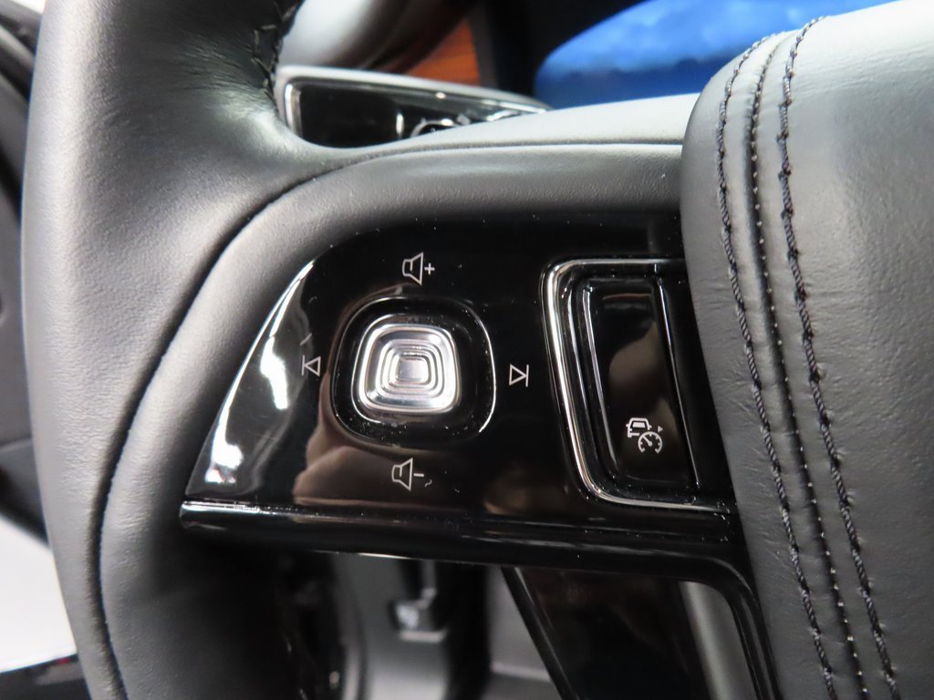 Used 2023 Lincoln Aviator Reserve w/ Equipment Group 201A image 47