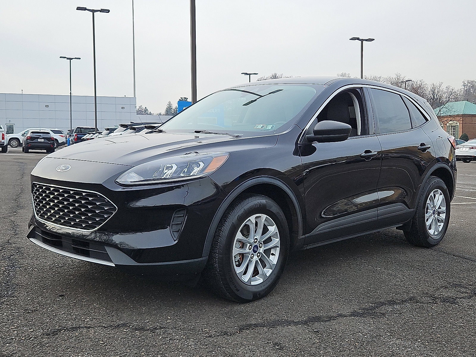 Used 2022 Ford Escape SE w/ Convenience Package image 3