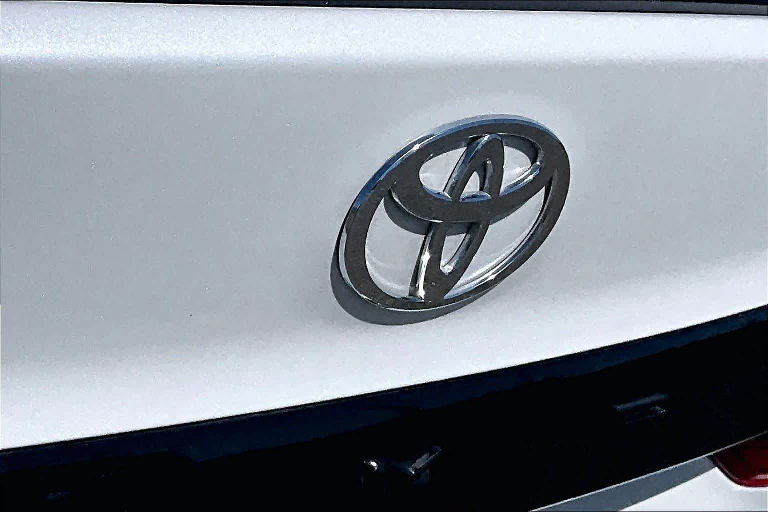 Certified 2025 Toyota Camry XSE w/ Premium Plus Package FWD image 30