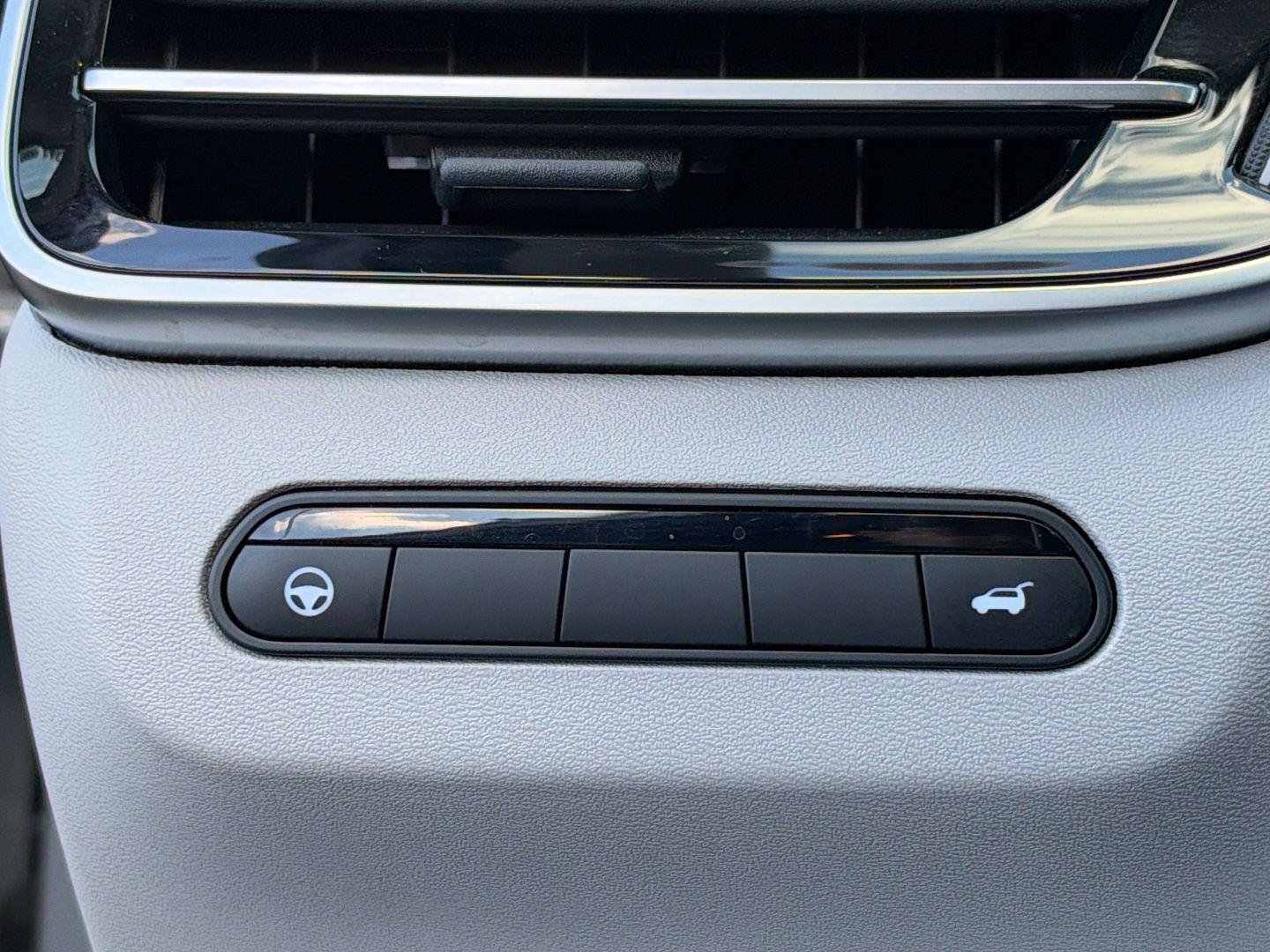 Used 2026 INFINITI QX60 Luxe w/ Cargo Package AWD/4WD image 23