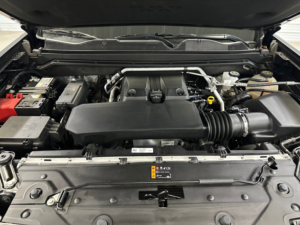 Certified 2024 Chevrolet Colorado ZR2 w/ ZR2 Convenience Package III image 38