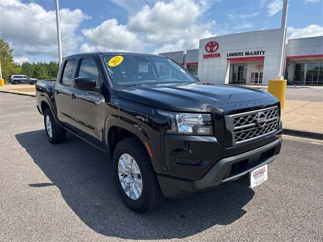 Used 2023 Nissan Frontier SV