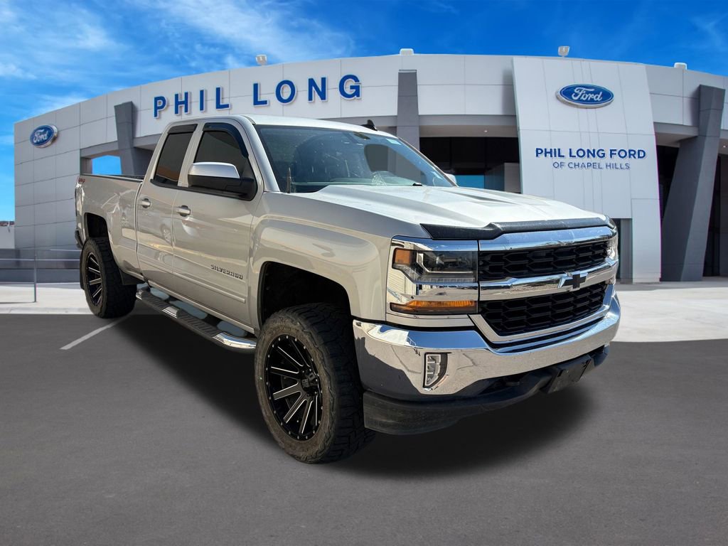 Used 2017 Chevrolet Silverado 1500 LT w/ All Star Edition AWD/4WD image 8