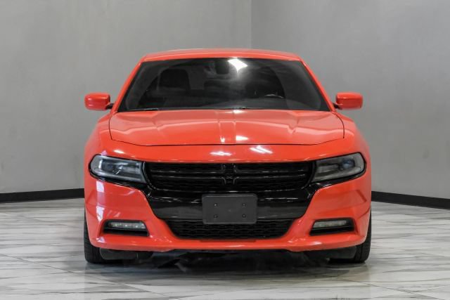 Used 2017 Dodge Charger R/T RWD image 9