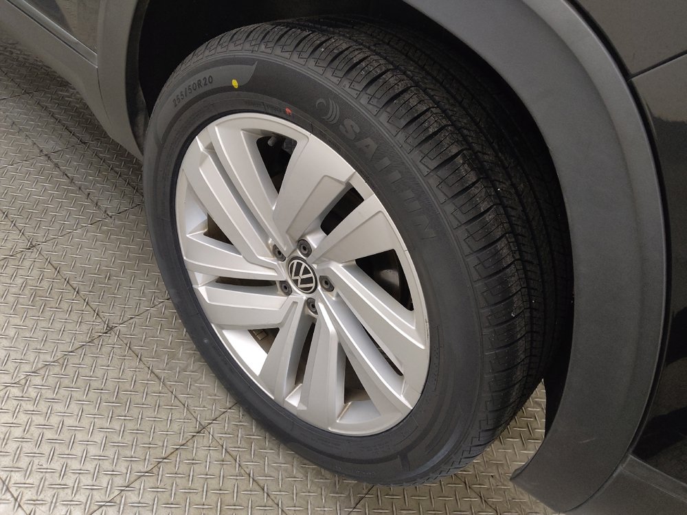 Used 2022 Volkswagen Atlas Cross Sport SE FWD image 31